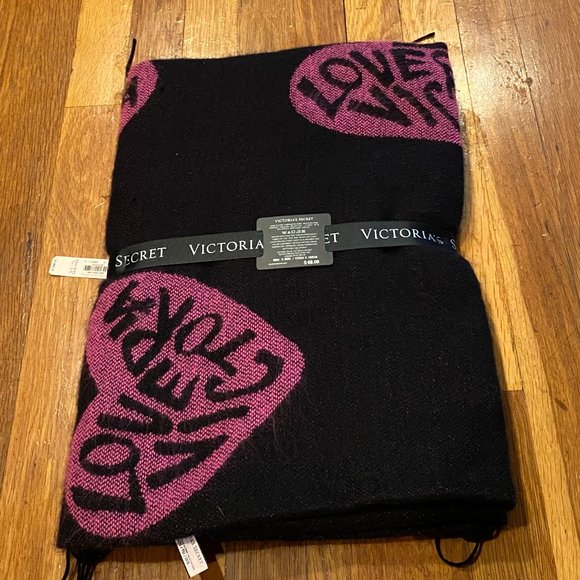 Victoria's Secret Other - Victoria's Secret Blanket 50 x 60 NWT
